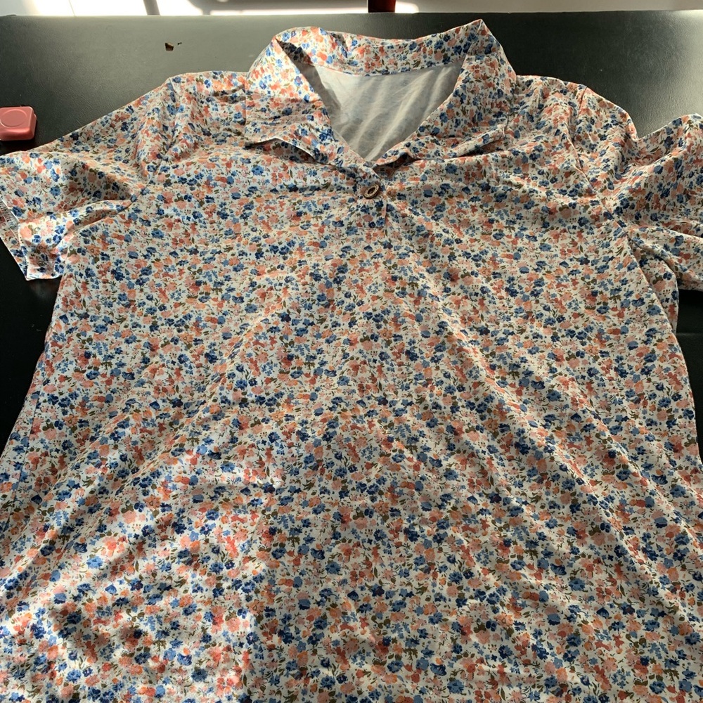Ivicoer Floral Collared Top (XL)
